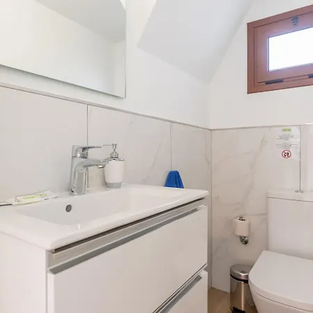 Villa Omura 16 *